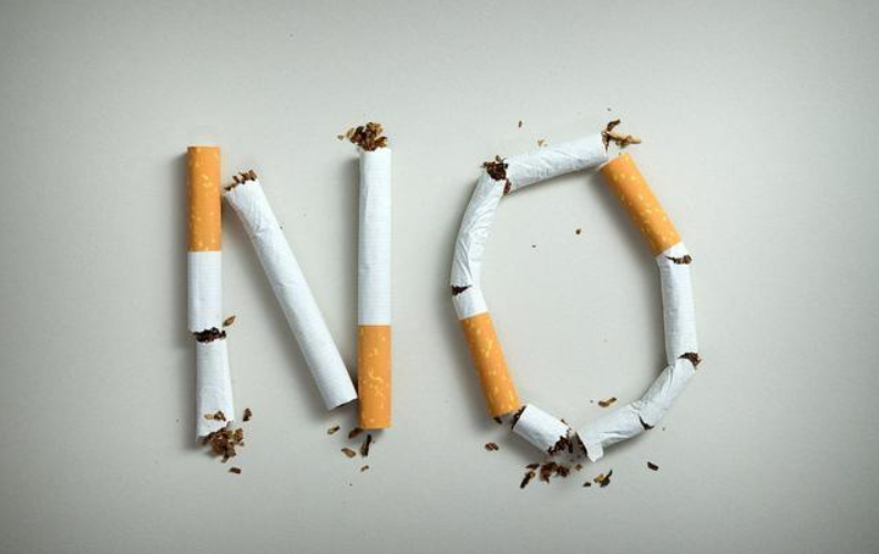 Smoking is an important risk factor for colorectal cancer